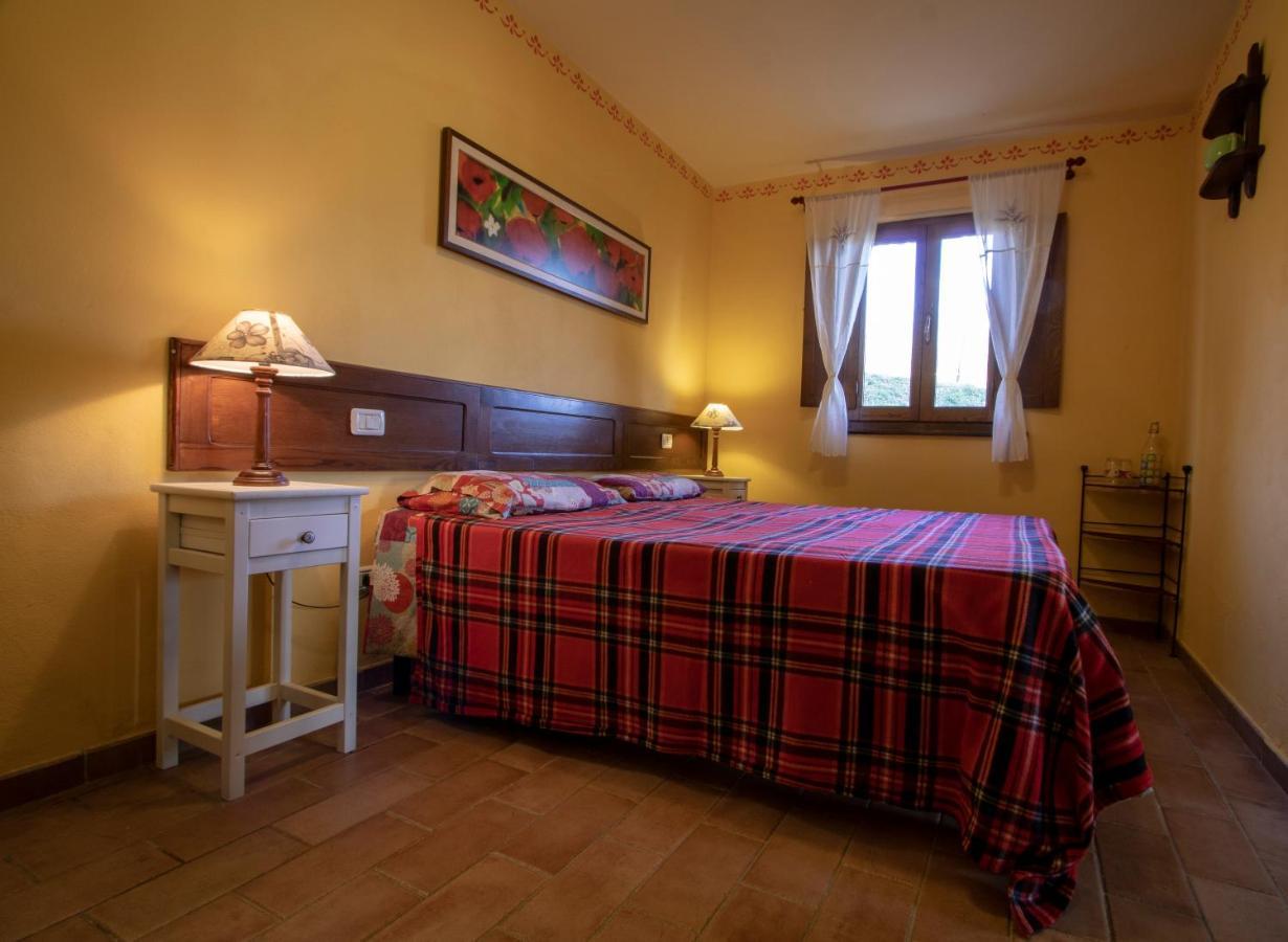 Agriturismo Braccicorti Pieve Fosciana Luaran gambar